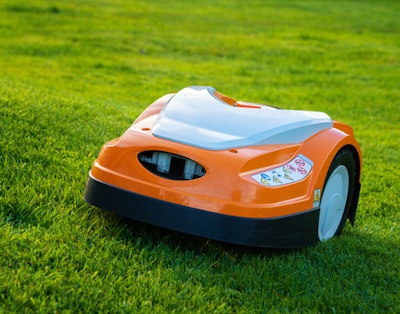 Orange robotgräsklippare