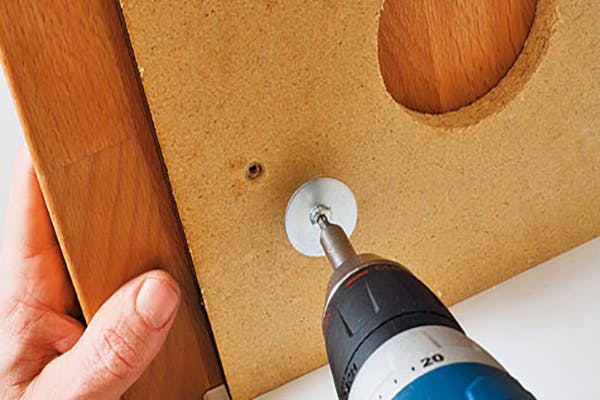 Boremaskin spenner benkeplat
