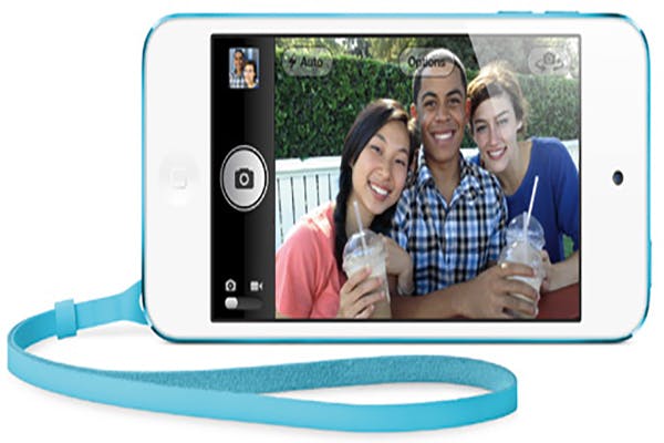 iPod touch er stort sett lik en iPhone, bortsett fra at man ikke kan ringe med den