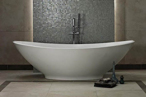 Badekar er en stor trend, og står på ønskelisten til mange. Design på frittstående badekar er i stadig utvikling og det finnes mange tøffe varianter på markedet.