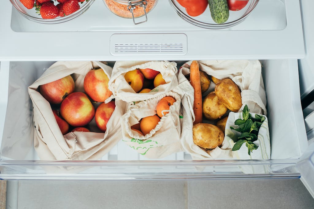 frukt og grønt i kjøleskap
