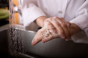 Louise Grønhøj, rengøringsmidler og rengøring - håndvask