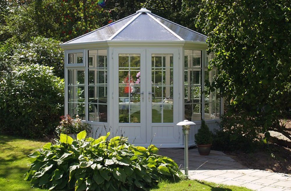 Pavillon | Vælg den rigtige pavillon til din have og få et ekstra rum |