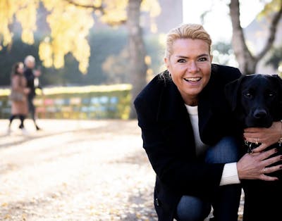 Inger Støjberg med labradoren Ludvig